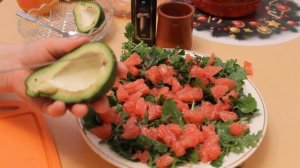 САМЫЙ ВКУСНЫЙ САЛАТ С КРАСНОЙ  РЫБОЙ .