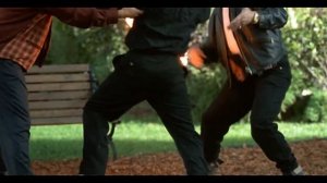 Как потушить пожар в штанах. Ползком от Гангстеров.