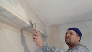 Как заполнить стыки и углы ГКЛ унифлотом Угловой шпатель