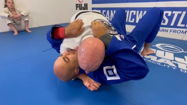 A Side Control Escape You've Never Seen And Any White Belt Can Do by Heath Pedigo смотреть онлайн