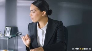 Brazzers Peach: A XXX Parody Smartphone