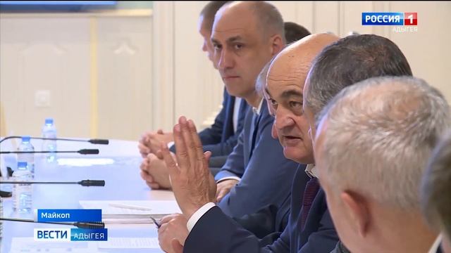 Мурат Кумпилов провел совещание по итогам исполнения поручений