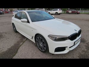 BMW 5 - антихром молдингов окон, передней решётки, оклейка крыши и плавника чёрной глянцевой плёнкой