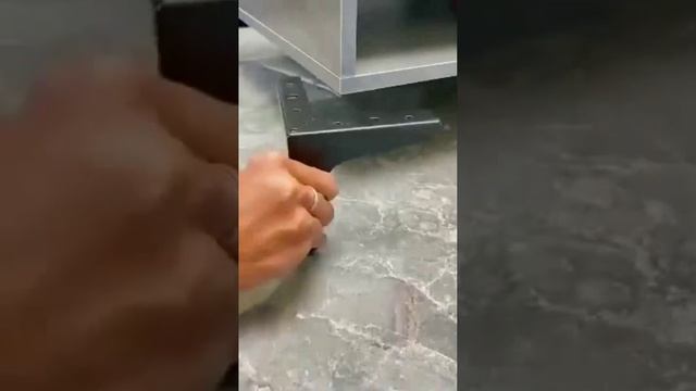 Мощный суперклей. Ссылка в описании?