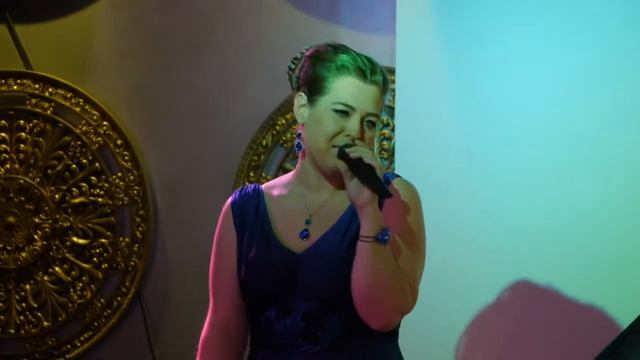 Елена Калинайчева "Снится мне деревня" смотреть онлайн