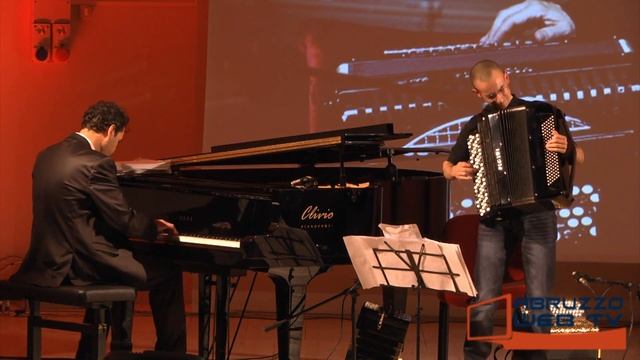 Tango pour Claude - Giancarlo Palena & Francesco Silvestri смотреть онлайн