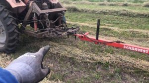 Первые рулоны  сена .