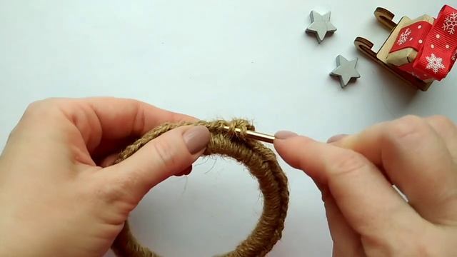 ТАК ПРОСТО? Из остатков джута и каната! Новогодний декор, ёлочная игрушка крючком. Мини венок. DIY.