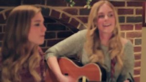 нереально круто!!! Эминем и Авичи в одном треке!!! девчонки круто поют!