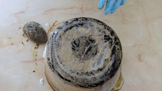 НОВЫЙ СПОСОБ! ЧИСТИМ ПОСУДУ ОТ НАГАРА И ЖИРА! смотреть онлайн