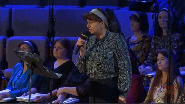 Божий дом - стих рассказывает Клавдия Мегега смотреть онлайн