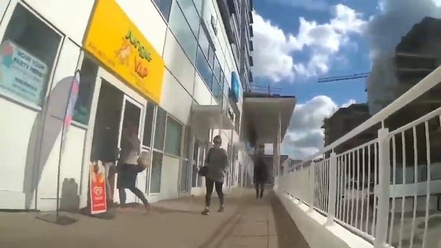 London Neighbourhood Guide | Hounslow Central-The Blenheim Centre UK смотреть онлайн