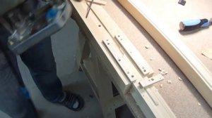 Изготовление декоративного элемента ручным фрезером.