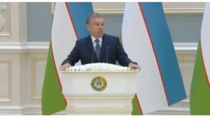 Шавкат Мирзиёев Ўзбекистонда рўмол ўрашга ҳеч ким, ҳеч қачон қарши бўлмайди.mp4
