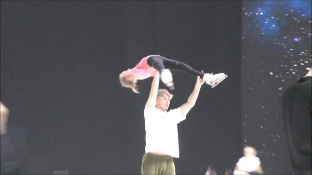 София Сарновская радуется за брата Никиту. Вероника Жилина. Ангелы Плющенко смотреть онлайн