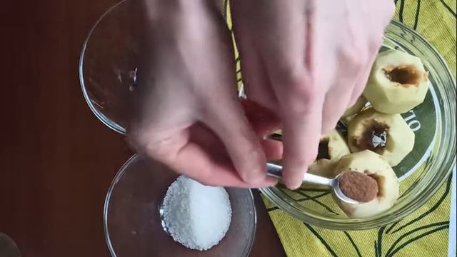 Мало кто покупает мелкие яблоки, а зря
