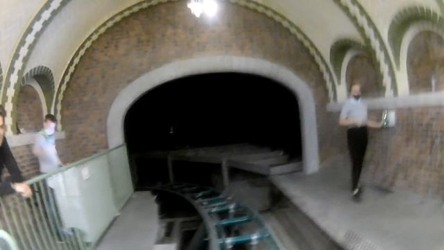 Полет в тоннеле аттракцион, Остров мечты, Москва.  Shred the Sewers launch Coaster, Moscow, Russia.