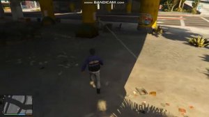 GTA 5 Майкл застрелил Франклина играю за бомжа