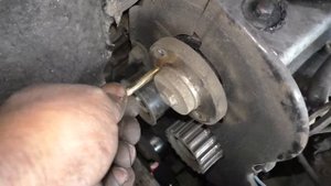 Замена ГРМ. Форд Курьер 1.8 дизель 1995г