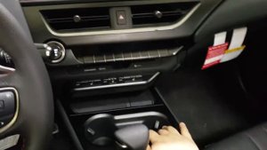 Новый Lexus UX200 2018 года за $37000