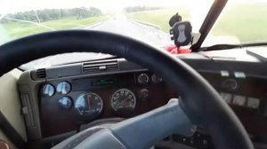Фредлайнер DD 12.7 без егр с завода. 475л.с в подьем с 20 тоннами.