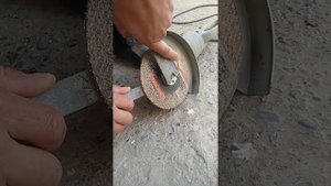 Что сделать если диск болгарки застрял, или шопр болгарки сломан , самый ключ для болгарки