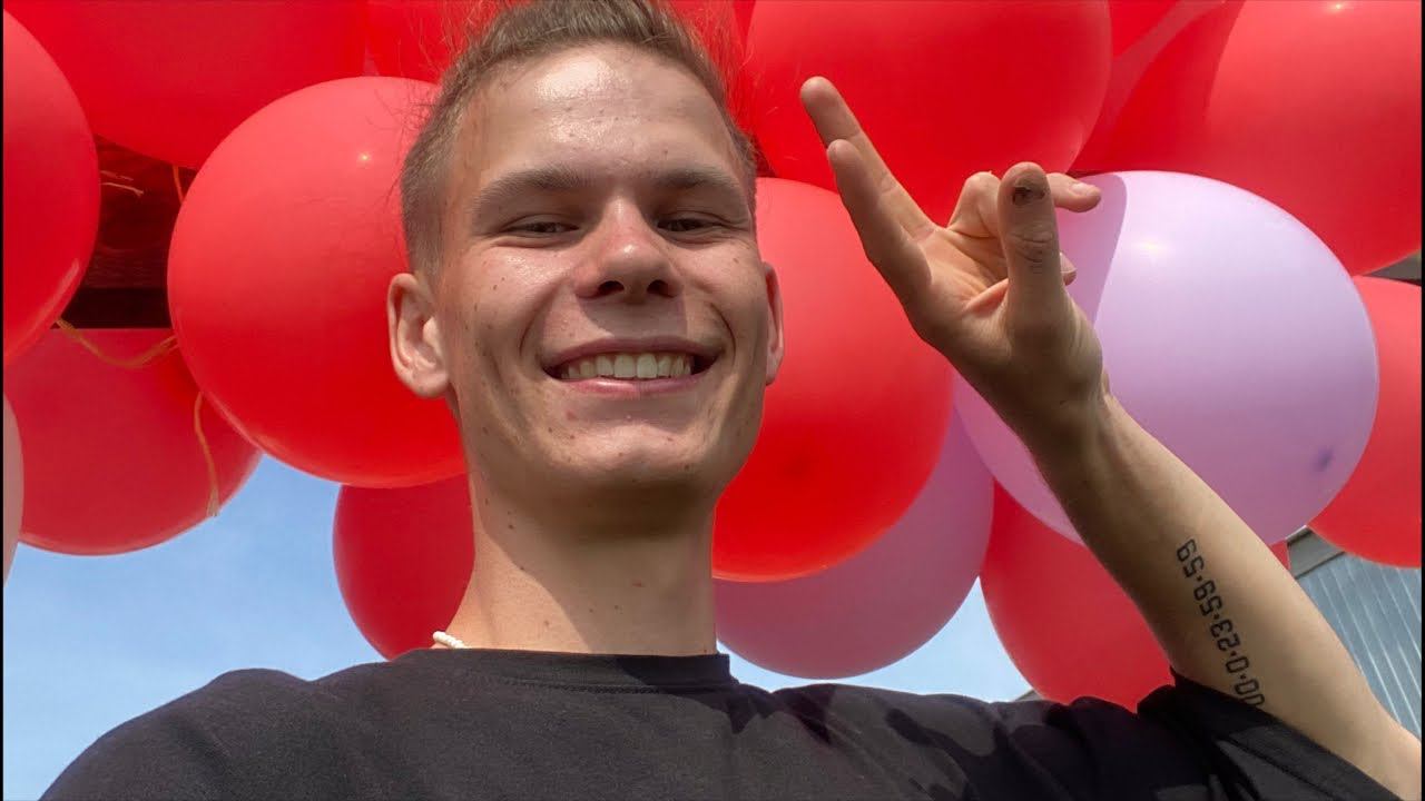 Нас 30000 , давай знакомиться смотреть онлайн