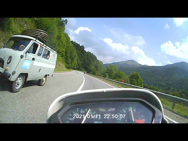 Дорога из Архыза в Нижний Архыз на Honda AX 1 смотреть онлайн