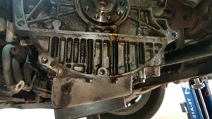 Замена заднего сальника коленвала  volvo s 40