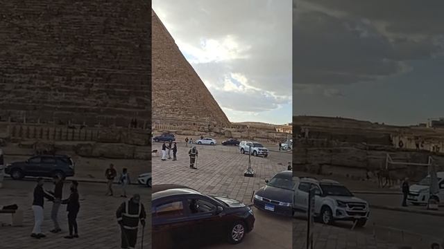 Пирамиды Хефрена и Микерина сравнение