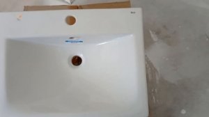 Распаковка — Умывальник Roca Diverta 55x42