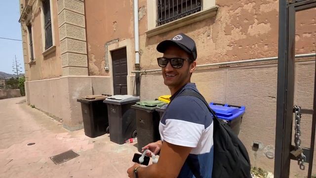 A Day in the Historic Port City of Messina, Sicily смотреть онлайн