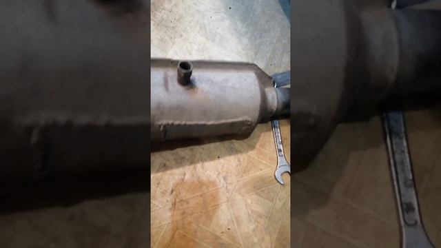 Борьба с ошибкой 2096 подсос воздуха в выхлопной системе крайслер пацифик смотреть онлайн