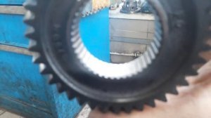 киа спортаж,стук в мкпп на холостых,пропала пятая передача.