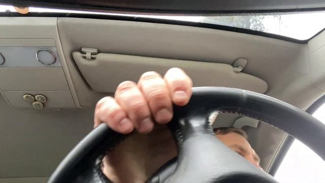 ВАЛЮСЬ З НІГ - ЦІКАВИЙ ФІКУС смотреть онлайн