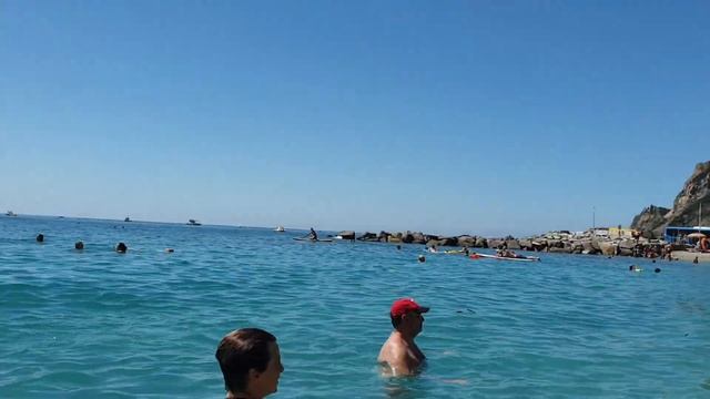 ОТДЫХ НА МОРЕ С ДРУЗЬЯМИ смотреть онлайн