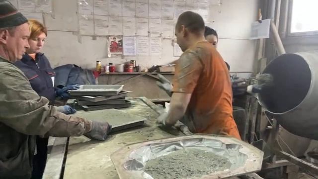 Заливка бетонных изделий по технологии Мрамор из бетона специалистами компании ЛОБАС