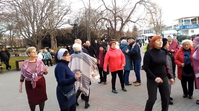 13.03.21 - Танцы на Приморском бульваре - Севастополь - Сергей Соков