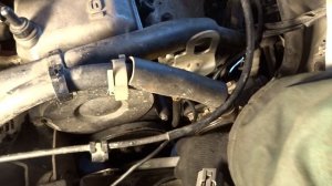 Замена приводного ремня генератора и помпы на Mazda Demio