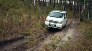 Nissan Elgrand E50 offroad