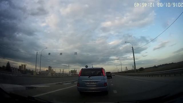 Неадекват на дороге. Toyota Mark II Гос. номер с473рр154 смотреть онлайн