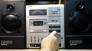 Магнитофон - усилитель низкой частоты Комета 225. 1988 год.