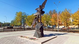 Магнитогорск, сквер Патриотический и сквер Магнит на улице Завенягина (23.09.2021)