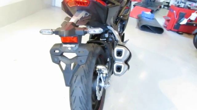 Мотоцикл спортбайк Honda CBR250RR рама MC51 спорт Super Sports гв 2017 пробег 33 т.км матовый черный