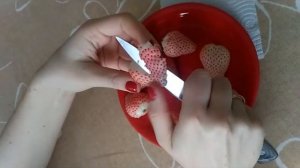 Дегустация японского сорта клубники Аромат первой любви