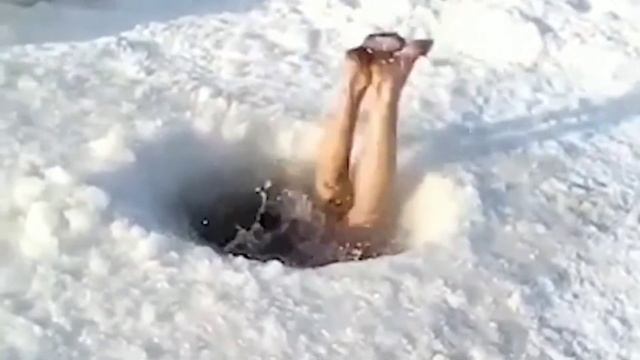 Закаливание холодной водой.  Здравница Набережные Челны.