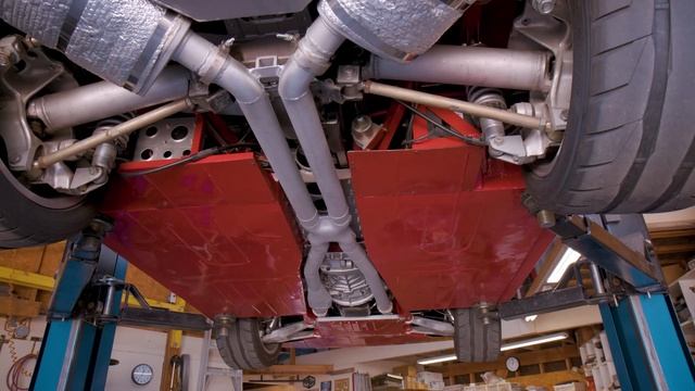 WIDE MGB: Sawed-In-Half 1966 MGB Gets 535 HP Supercharged Water-Methanol Injected V8 | EP22 смотреть онлайн