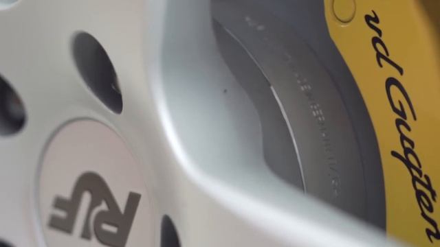 Poster Child - Porsche RUF 987 Cayman смотреть онлайн