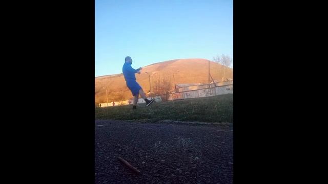 УЛИЧНАЯ ТРЕНИРОВКА,ЛЕГКАЯ РАЗМИНКА НА СВЕЖЕМ ВОЗДУХЕ ,ТРЕНИРОВАТЬСЯ МОЖНА ВЕЗДЕ,OUTDOOR TRAINING смотреть онлайн