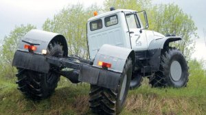 Трактор или грузовик? Унимоги!